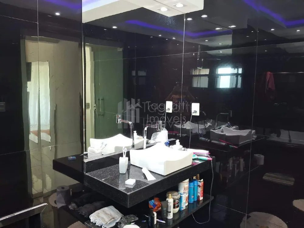 Casa, 3 quartos, 300 m² - Foto 50