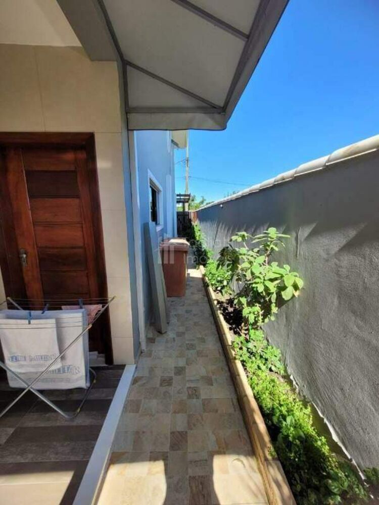 Casa à venda com 5 quartos, 243m² - Foto 11
