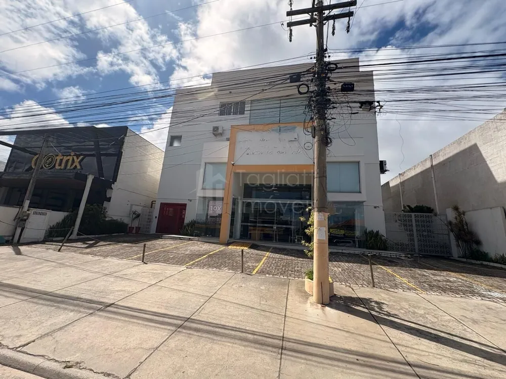 Loja-Salão, 800 m² - Foto 1