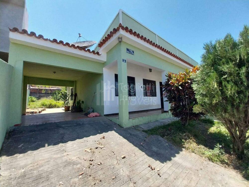 Casa à venda com 2 quartos, 60m² - Foto 1