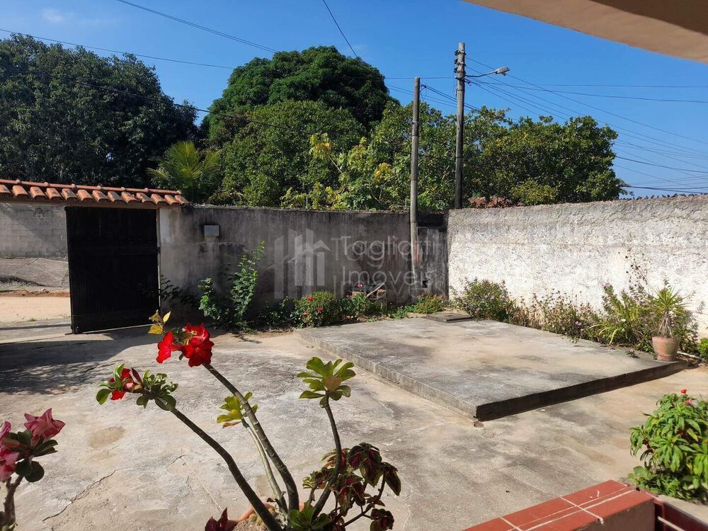 Casa à venda com 2 quartos, 70m² - Foto 26