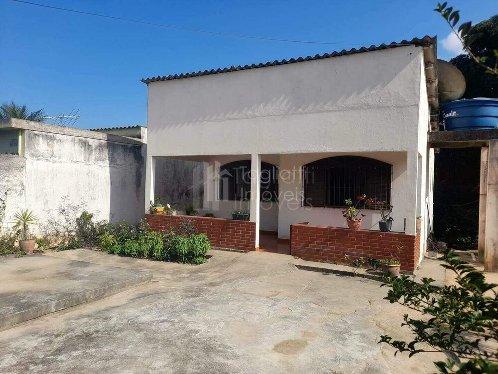 Casa à venda com 2 quartos, 70m² - Foto 4