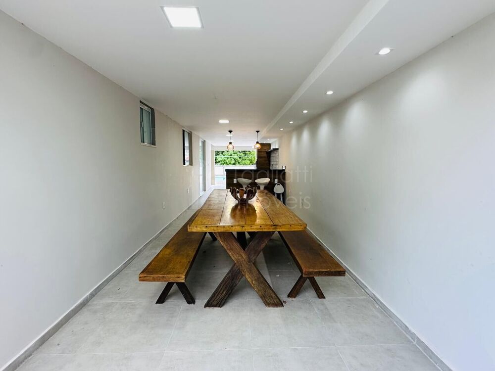 Casa de Condomínio à venda com 6 quartos, 230m² - Foto 16