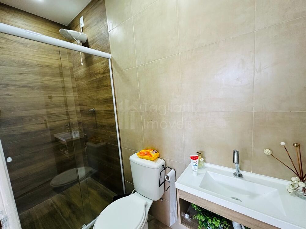 Casa de Condomínio à venda com 6 quartos, 230m² - Foto 8