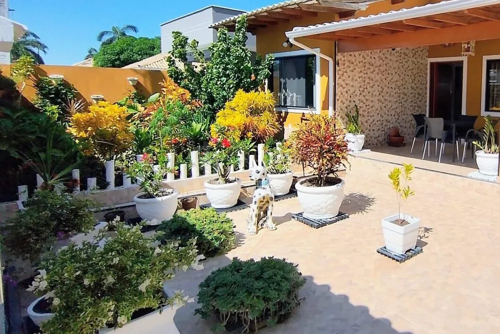 Casa, 2 quartos, 140 m² - Foto 1