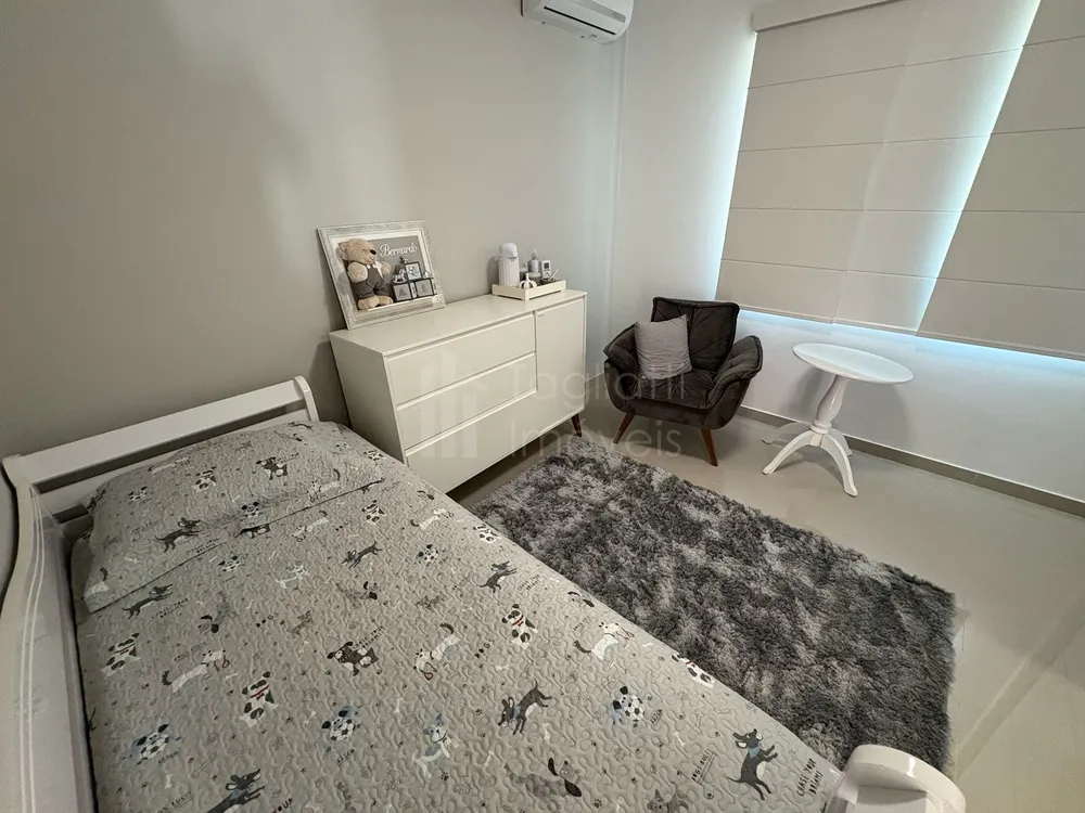 Casa, 4 quartos, 200 m² - Foto 21