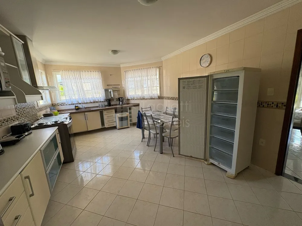 Casa, 4 quartos, 200 m² - Foto 25