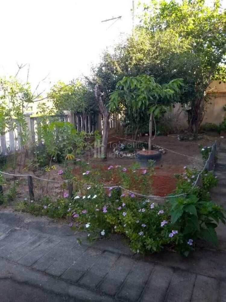 Casa de Condomínio à venda com 3 quartos, 318m² - Foto 5