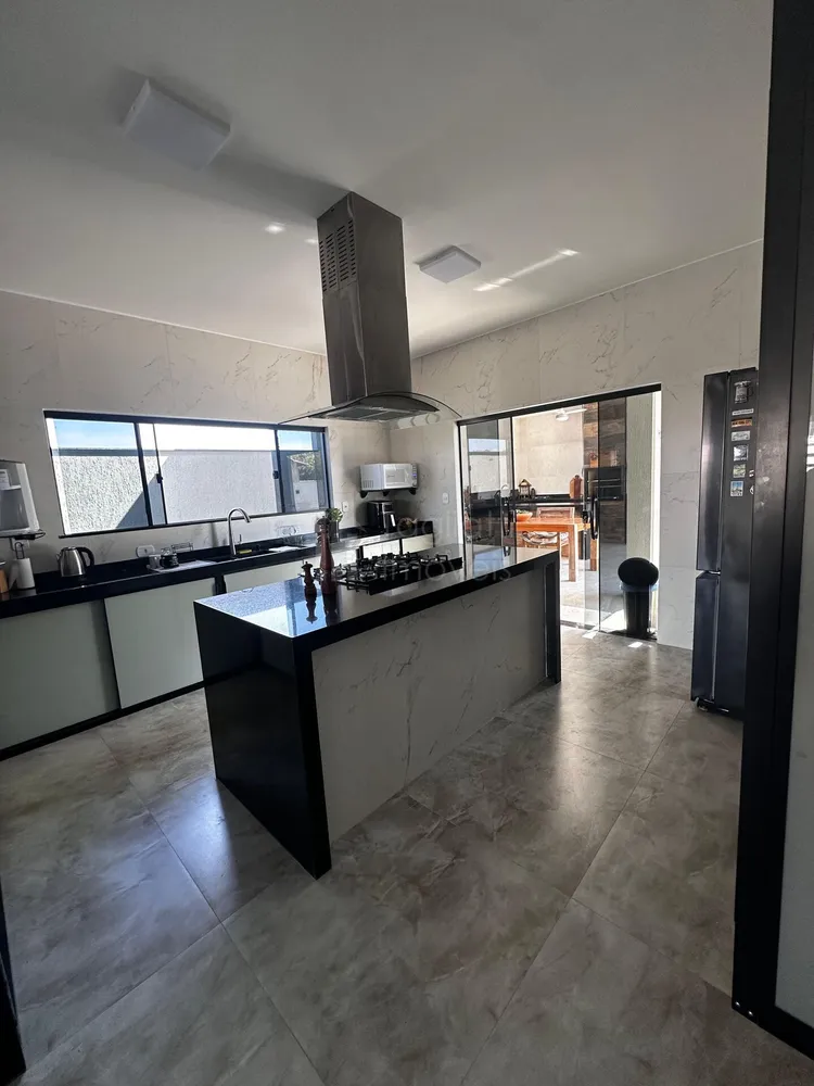 Casa, 3 quartos, 220 m² - Foto 9