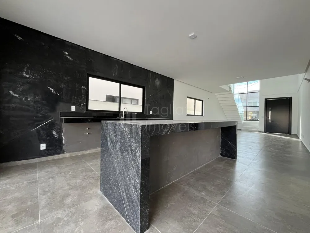 Casa, 4 quartos, 218 m² - Foto 53
