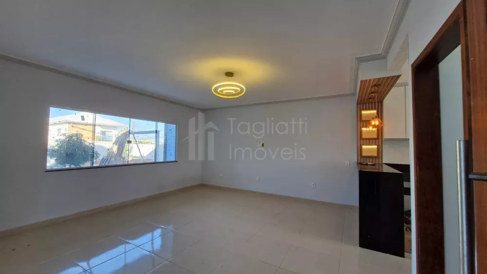 Casa, 4 quartos, 182 m² - Foto 3