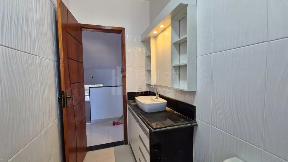 Casa, 4 quartos, 182 m² - Foto 1