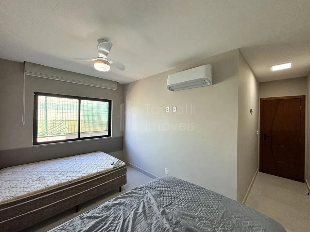 Casa, 3 quartos, 215 m² - Foto 13