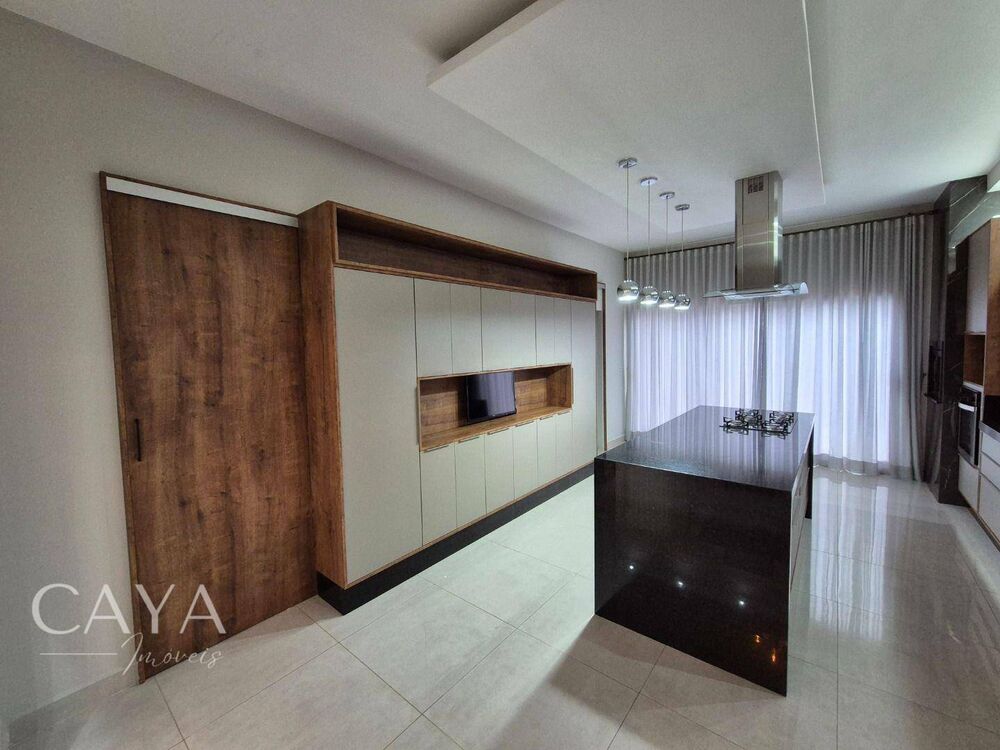 Sobrado à venda com 4 quartos, 304m² - Foto 7