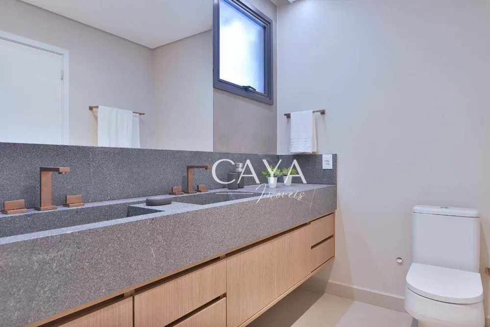 Apartamento, 3 quartos, 151 m² - Foto 1