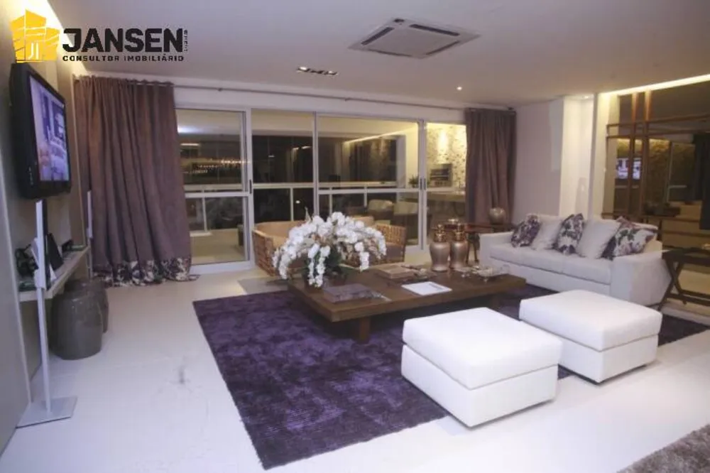 Apartamento, 4 quartos, 220 m² - Foto 11