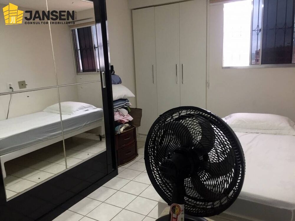 Apartamento à venda com 3 quartos, 76m² - Foto 3