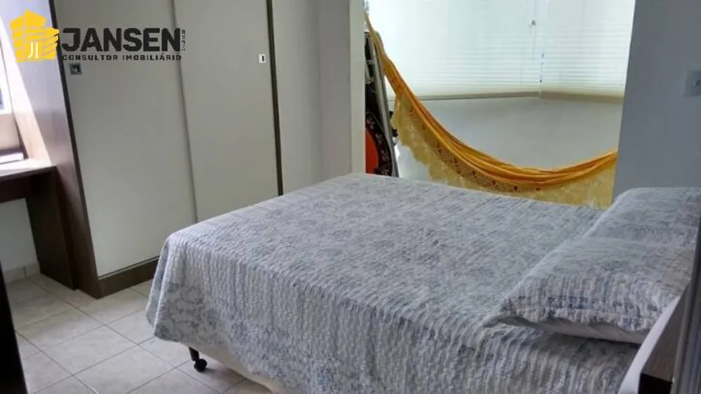 Apartamento, 3 quartos, 186 m² - Foto 2