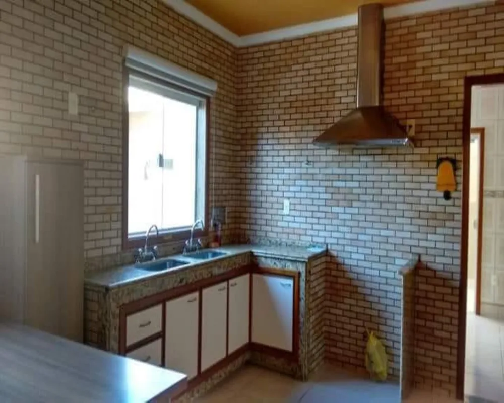 Casa, 4 quartos, 225 m² - Foto 3