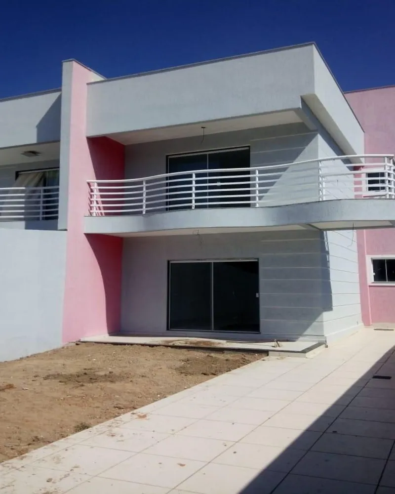 Casa, 4 quartos, 130 m² - Foto 1