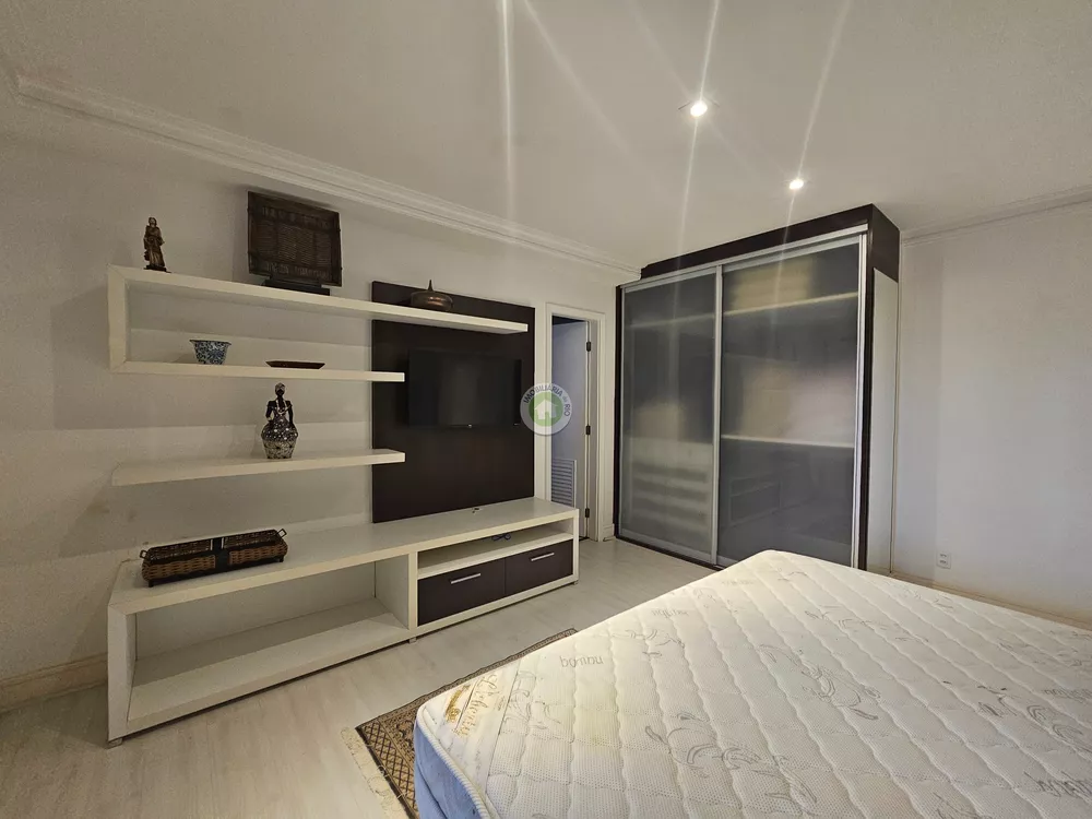 Apartamento, 4 quartos, 230 m² - Foto 14