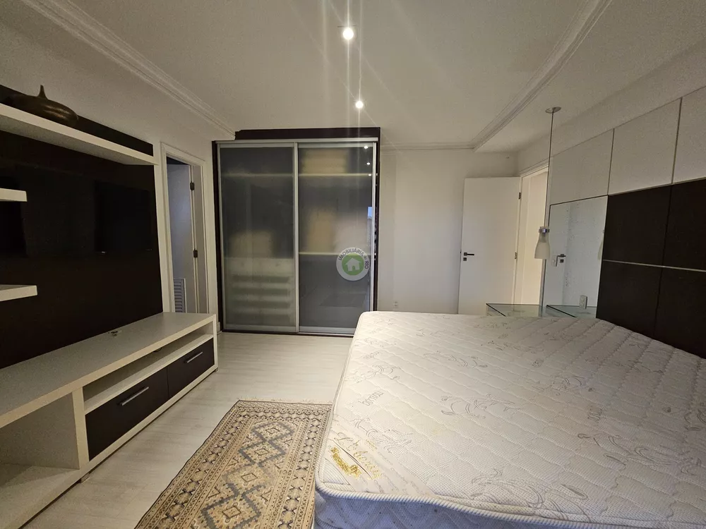 Apartamento, 4 quartos, 230 m² - Foto 4