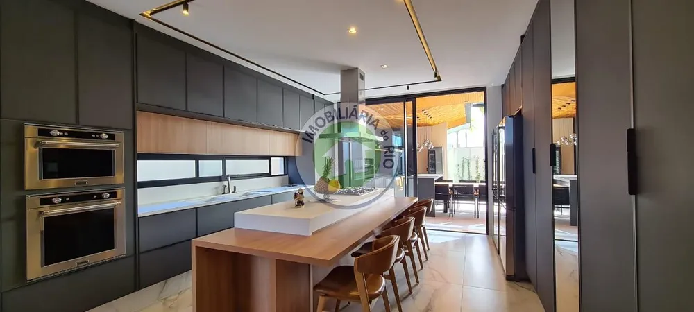 Casa, 4 quartos, 650 m² - Foto 39