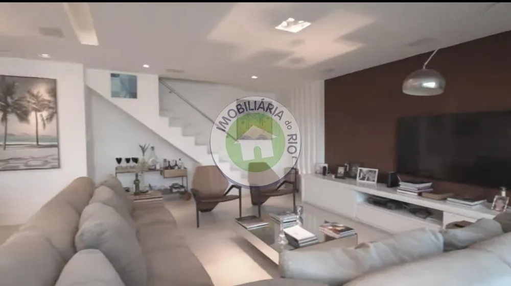 Apartamento, 3 quartos, 200 m² - Foto 1