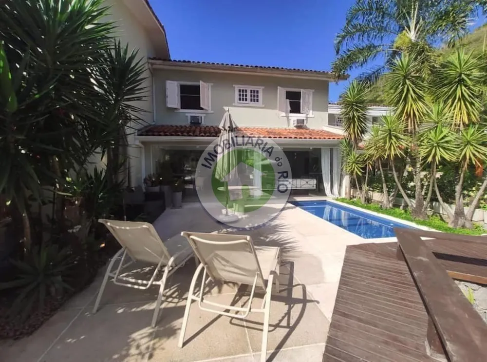 Casa, 4 quartos, 250 m² - Foto 1