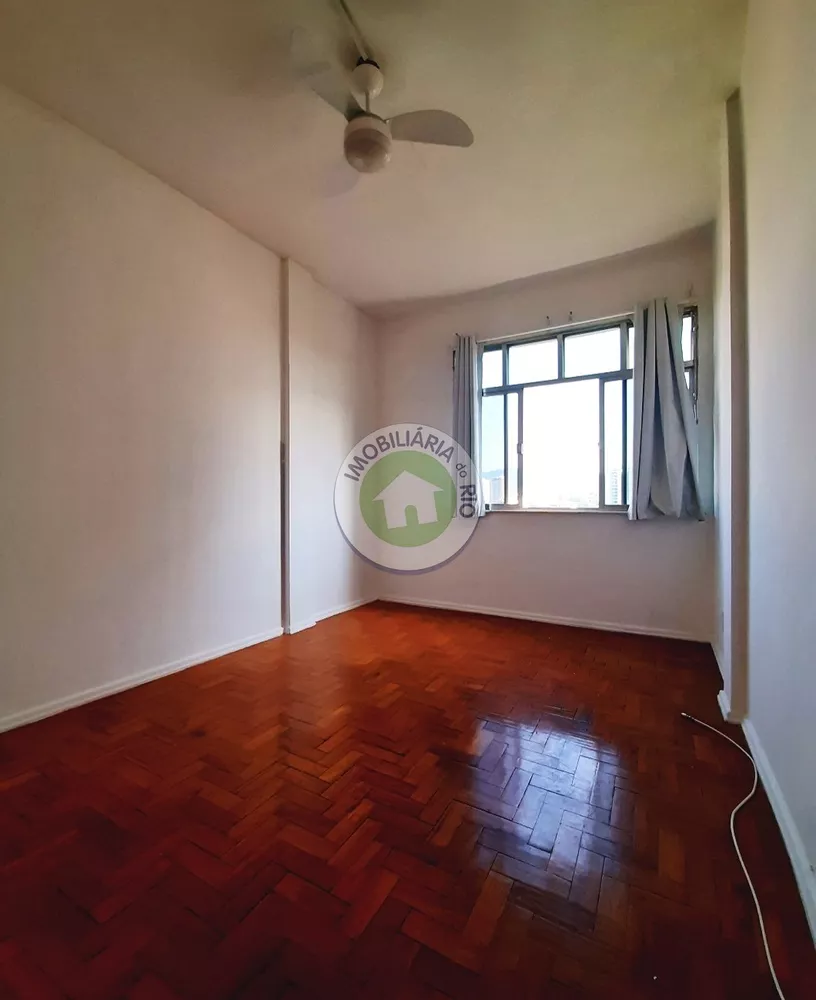 Apartamento à venda com 2 quartos, 58m² - Foto 3