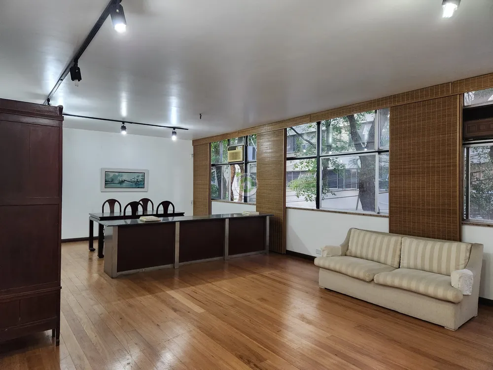 Apartamento, 4 quartos, 215 m² - Foto 1