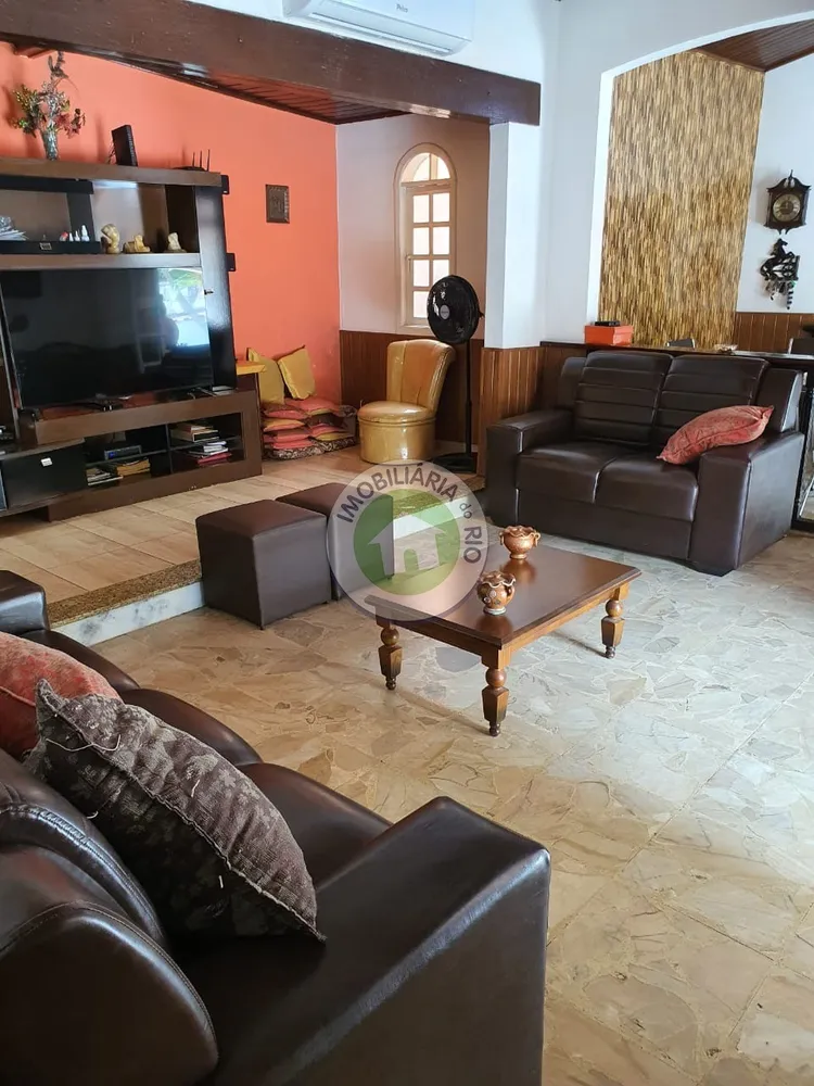 Casa, 4 quartos, 250 m² - Foto 32
