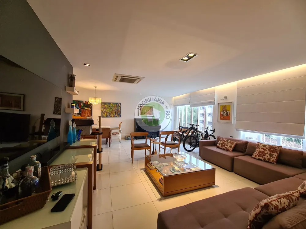 Apartamento, 3 quartos, 160 m² - Foto 1