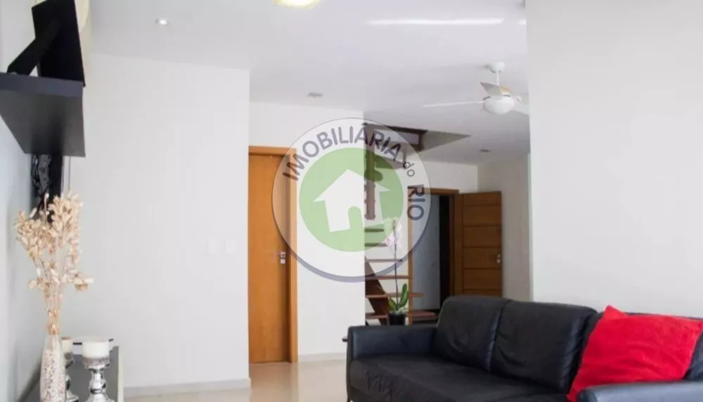 Cobertura à venda com 2 quartos, 180m² - Foto 3