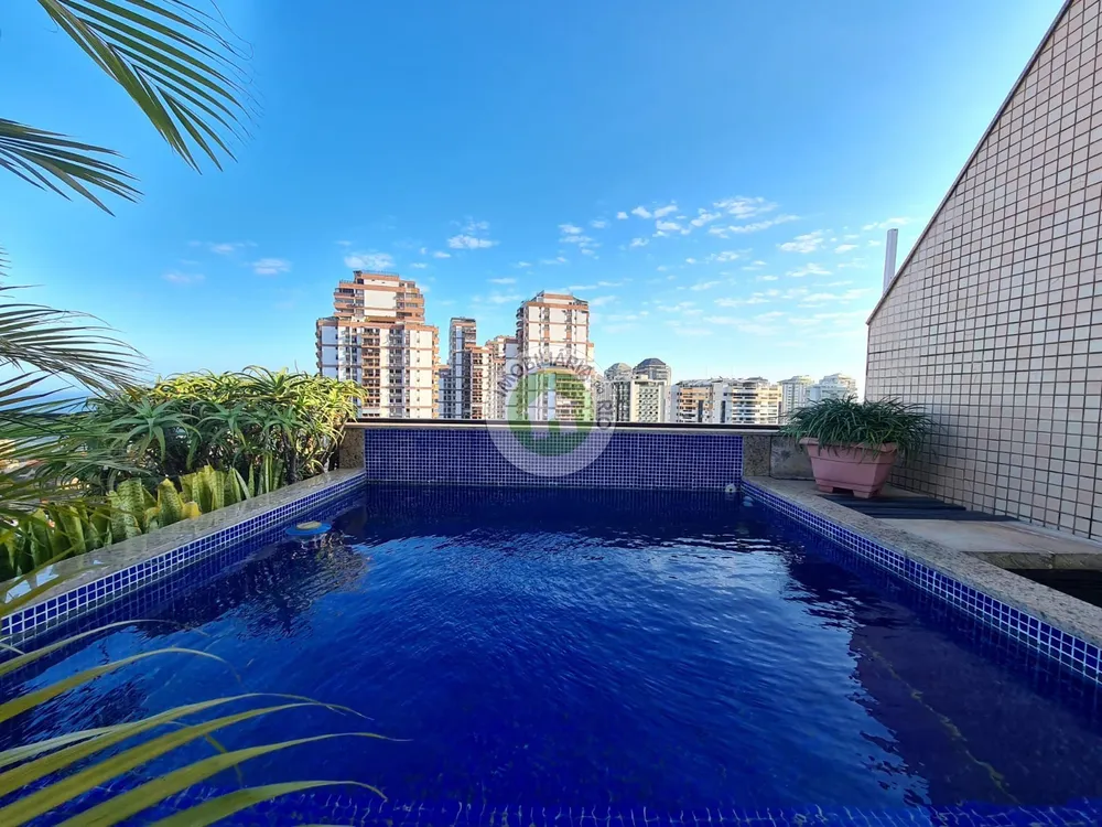Cobertura, 3 quartos, 204 m² - Foto 2