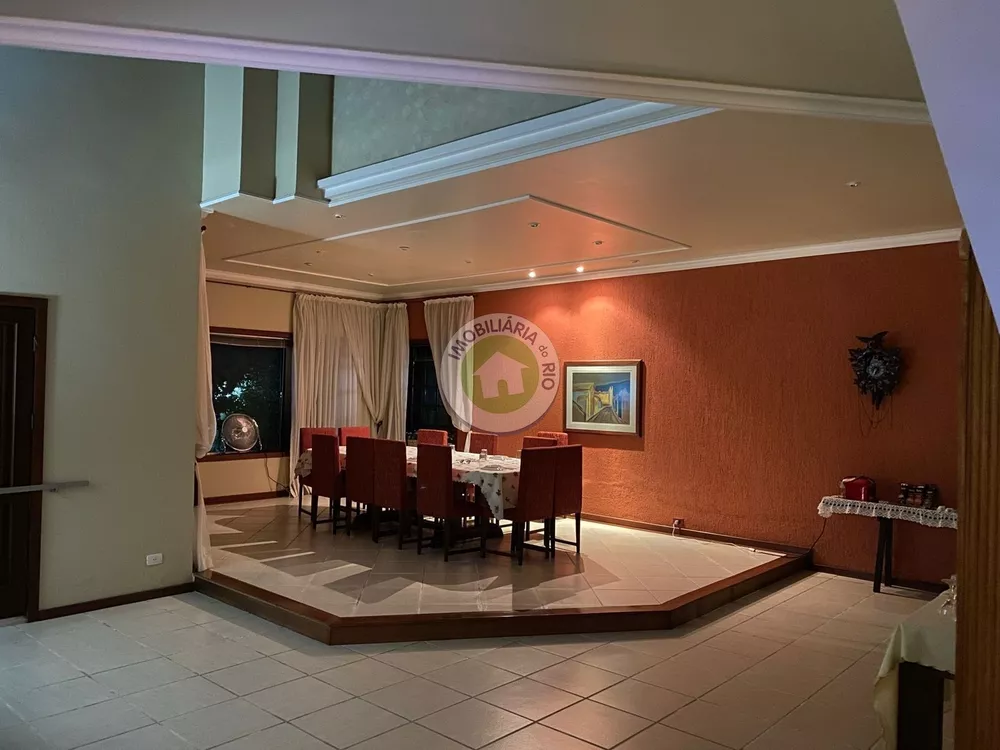Casa, 5 quartos, 3000 m² - Foto 1