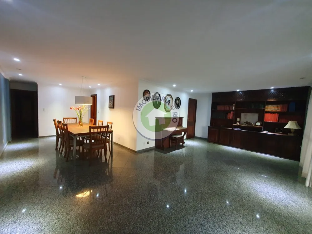 Apartamento, 3 quartos, 176 m² - Foto 1