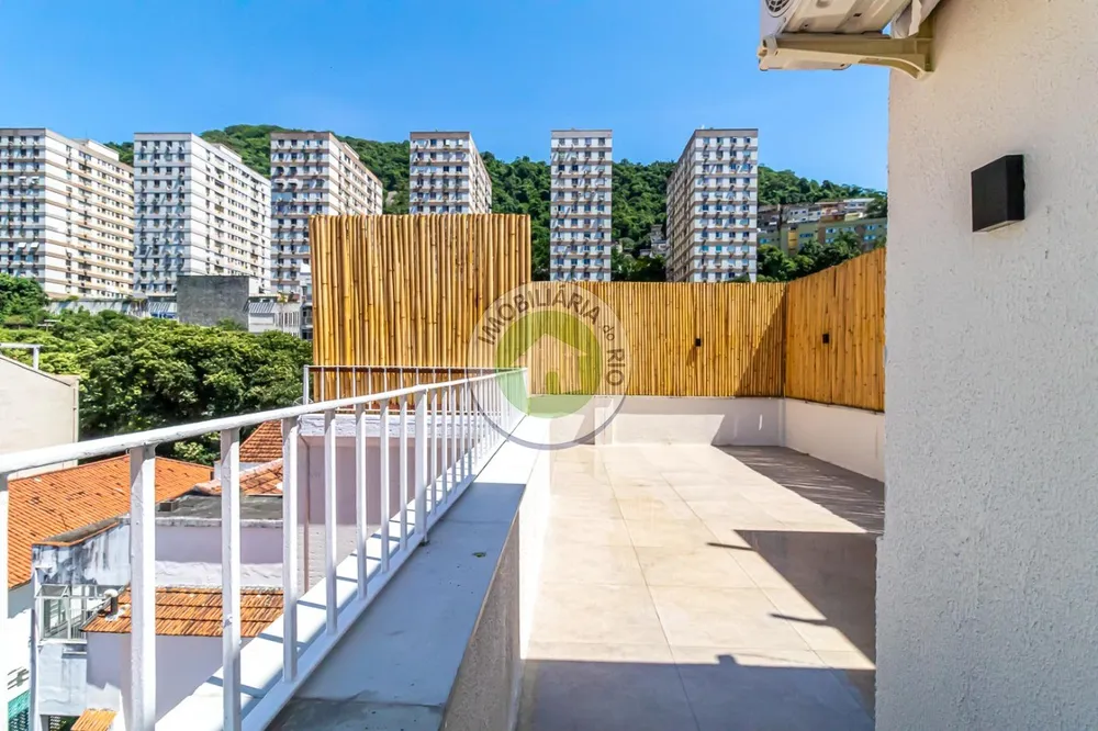 Cobertura, 3 quartos, 237 m² - Foto 1