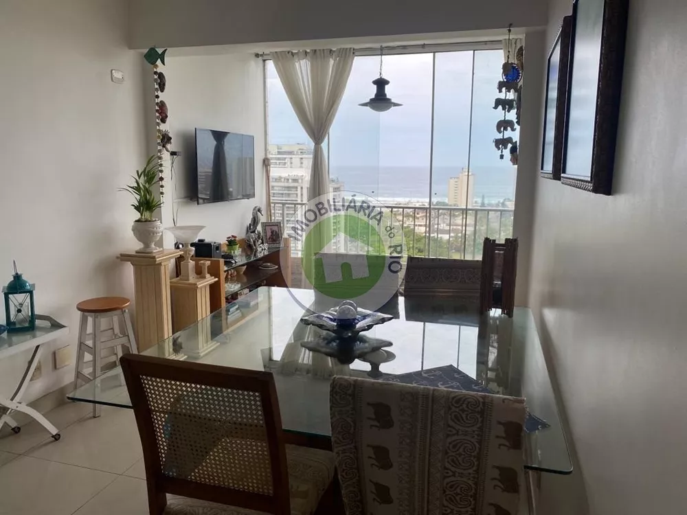 Apartamento à venda com 2 quartos, 79m² - Foto 2