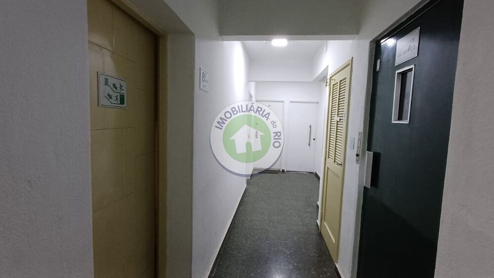Apartamento à venda com 2 quartos, 65m² - Foto 14