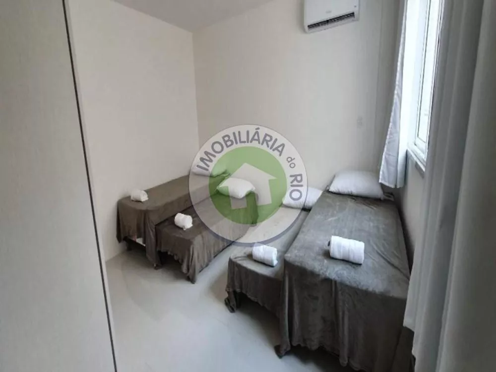 Cobertura, 3 quartos, 227 m² - Foto 2