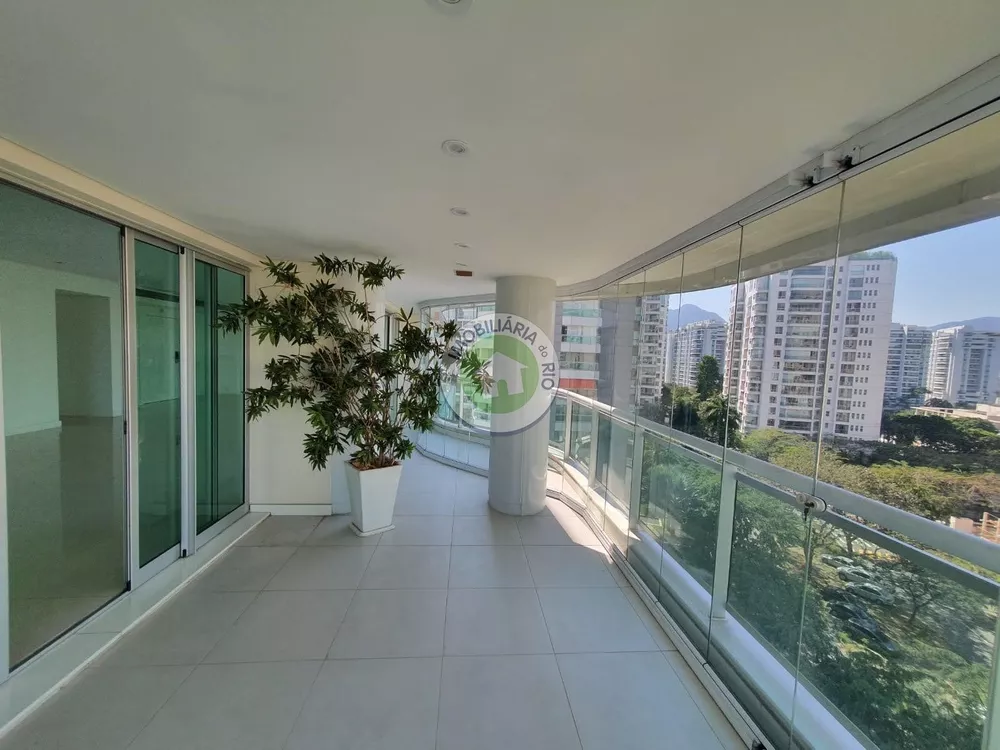 Apartamento à venda com 4 quartos, 402m² - Foto 1