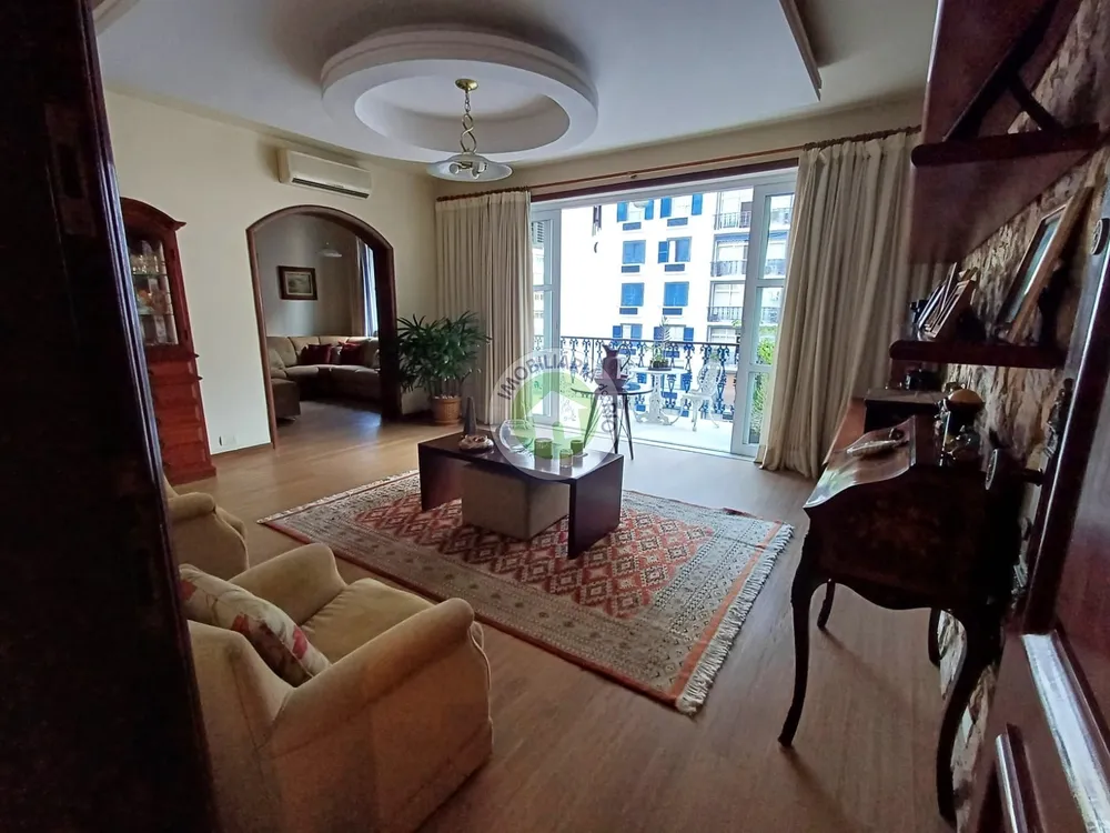 Apartamento, 3 quartos, 165 m² - Foto 1