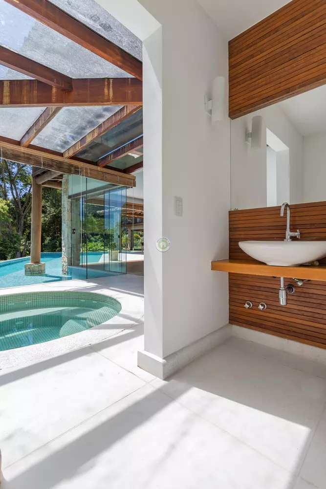 Casa, 6 quartos, 188000 m² - Foto 11