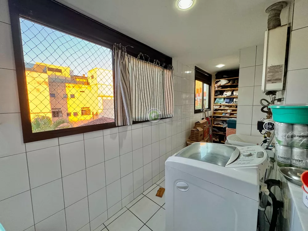 Cobertura, 3 quartos, 248 m² - Foto 8