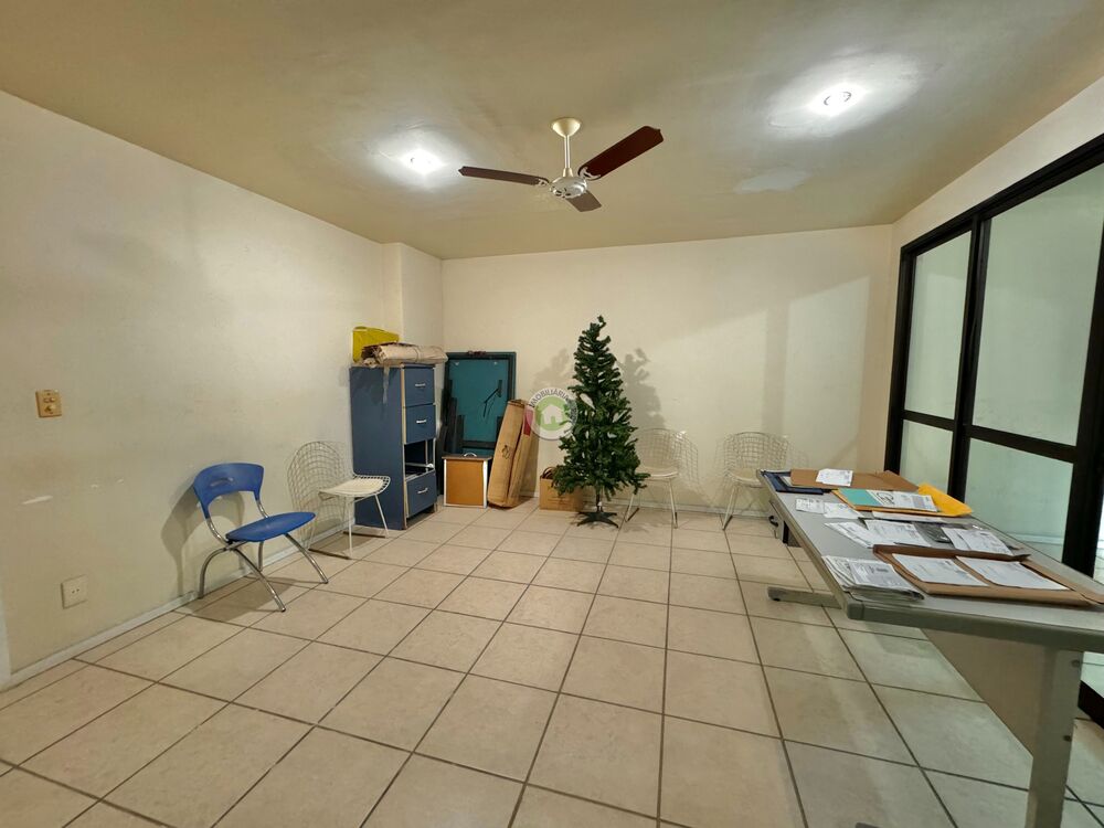 Cobertura, 3 quartos, 248 m² - Foto 34
