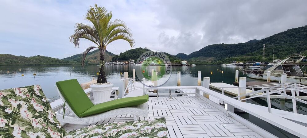 Casa, 4 quartos, 160 m² - Foto 1