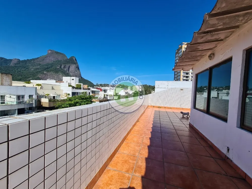 Cobertura, 4 quartos, 219 m² - Foto 2