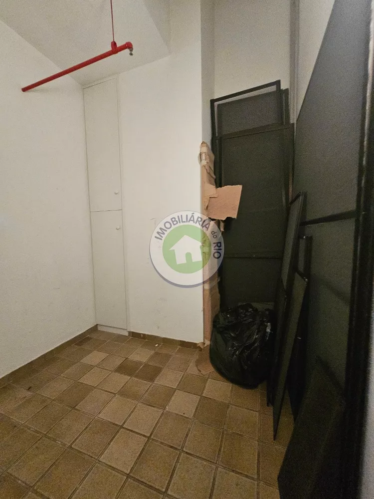 Apartamento à venda com 4 quartos, 280m² - Foto 2