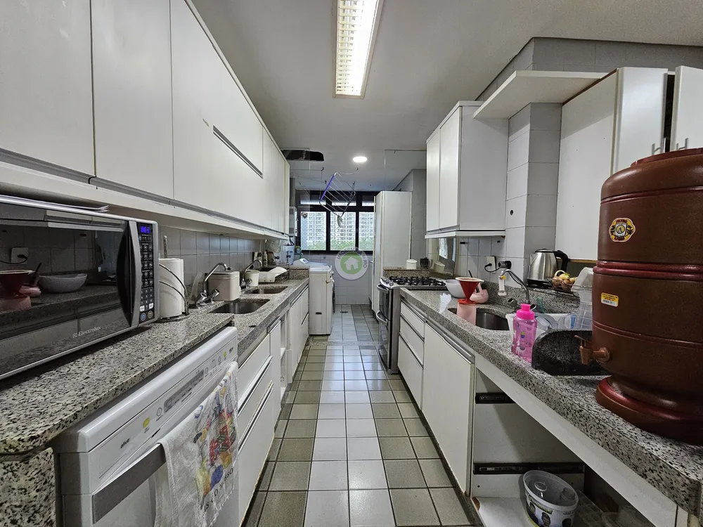 Apartamento, 4 quartos, 230 m² - Foto 13